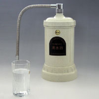 家庭用浄水器「湧水器」